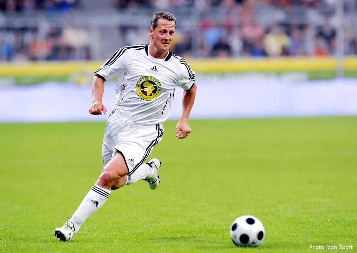 le bel hommage de gomis a michael schumacher iconsport apr 120708 58 1573103
