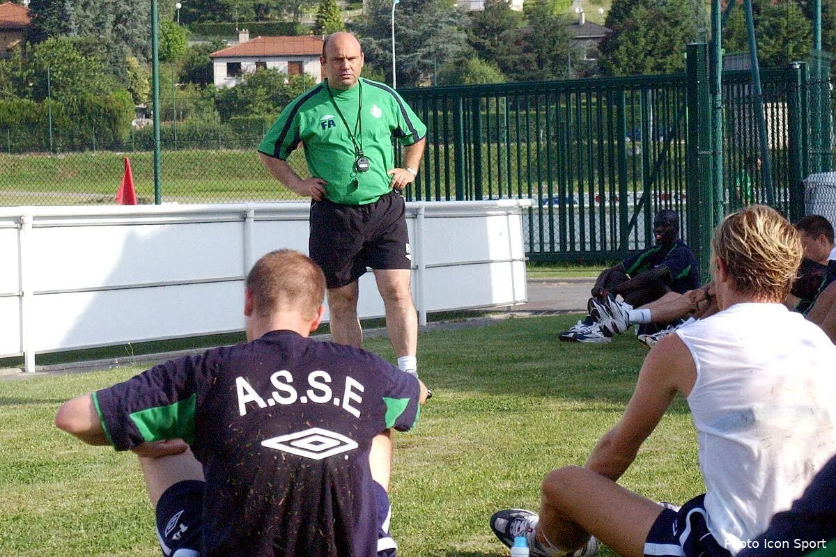 le bel hommage du capitaine de l asse a antonetti iconsport ban 100104 51 01127015