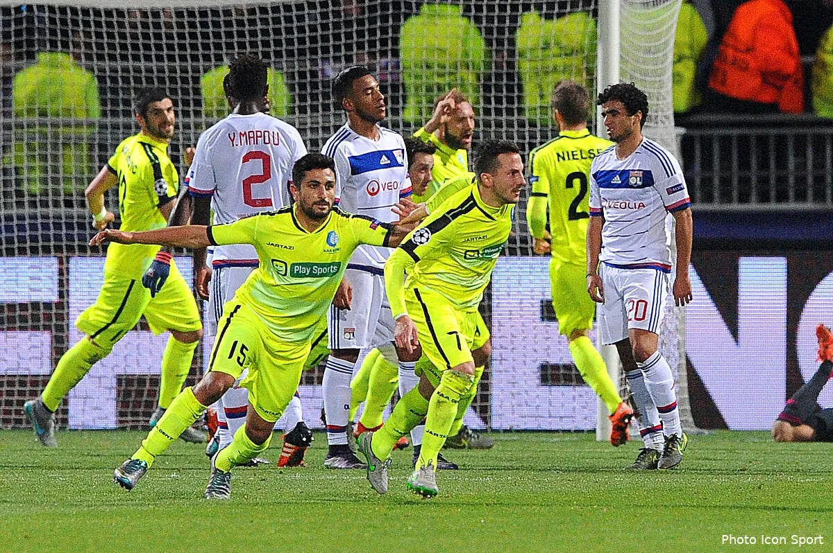 le bide de l ol en c1 ce n est pas normal balance fekir iconsport jpt 241115 05 05126743