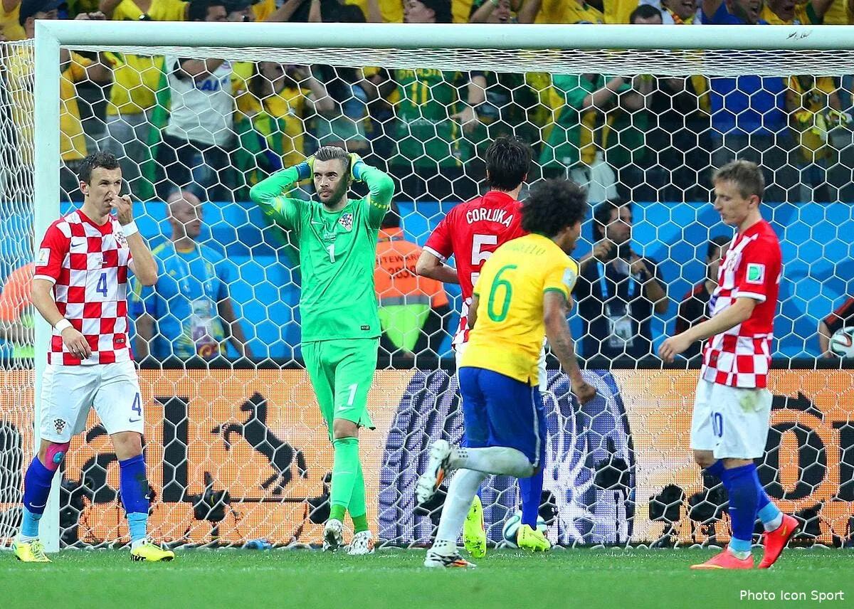 le bresil avoue avoir eu de l aide face a la croatie iconsport pxl 120614 05 6485081
