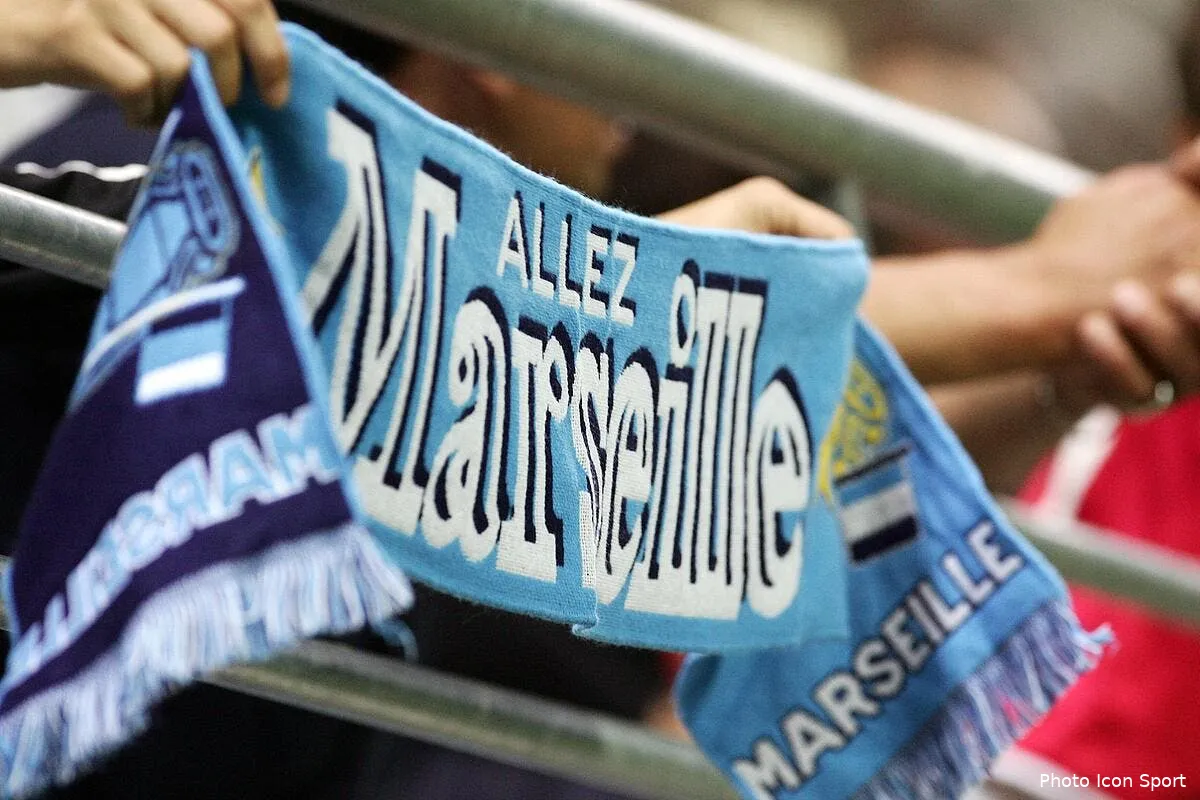 le bus de l om a t il ete bloque par des supporters fantomes iconsport mrv 120812 701 8251653