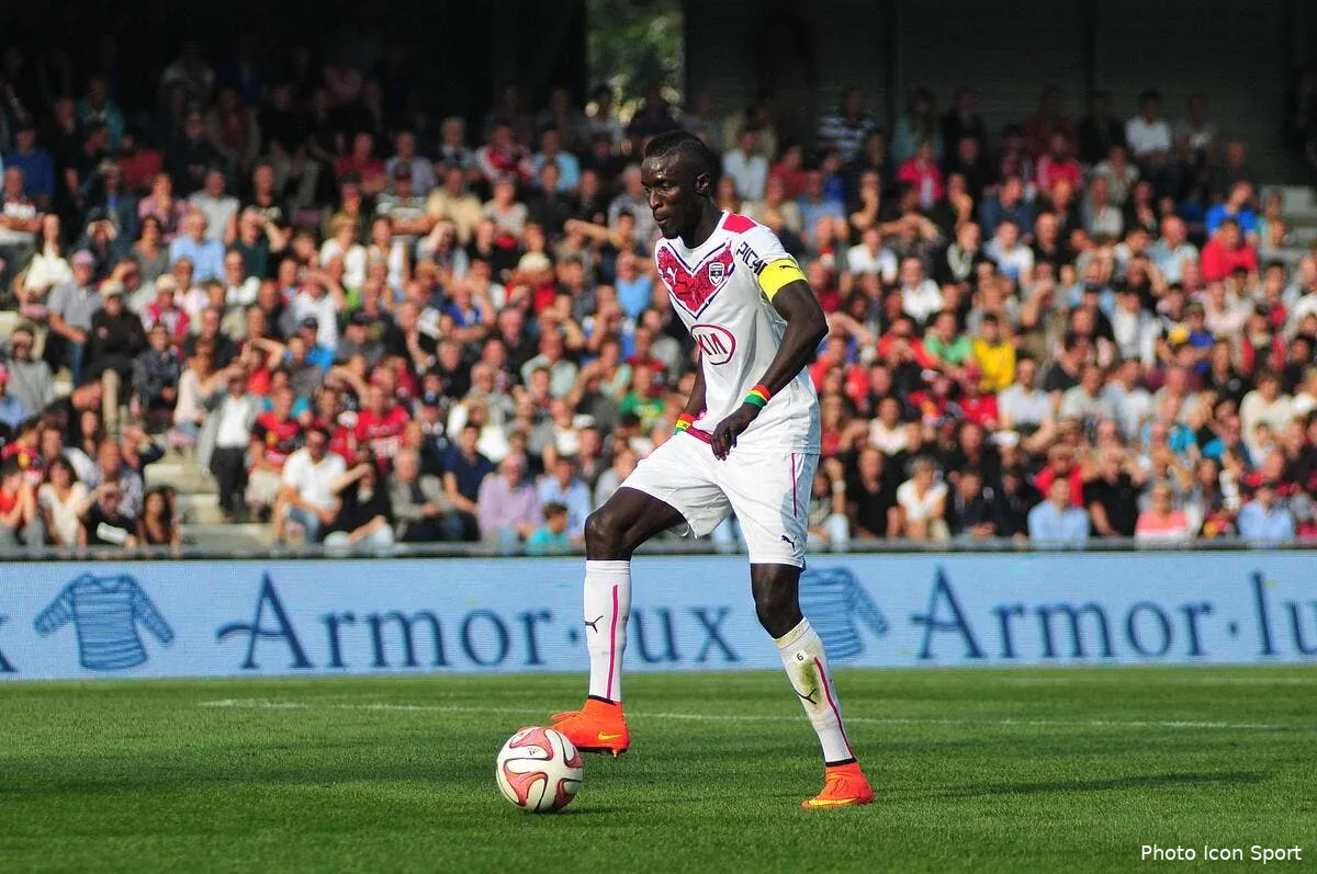 le capitaine de bordeaux a l om dans le viseur sane 396749