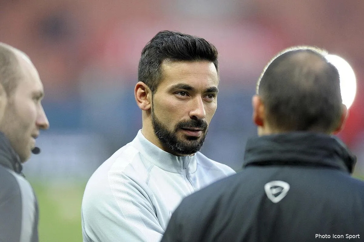 le cas lavezzi pourrait poser probleme au psg iconsport fer 291114 04 2998417