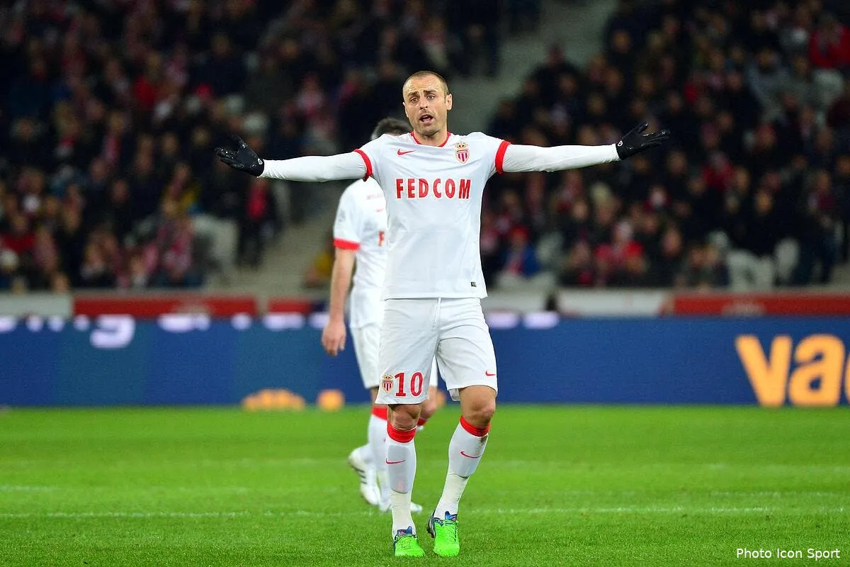 le comeback de berbatov en angleterre se precise iconsport win 240115 90 15102855
