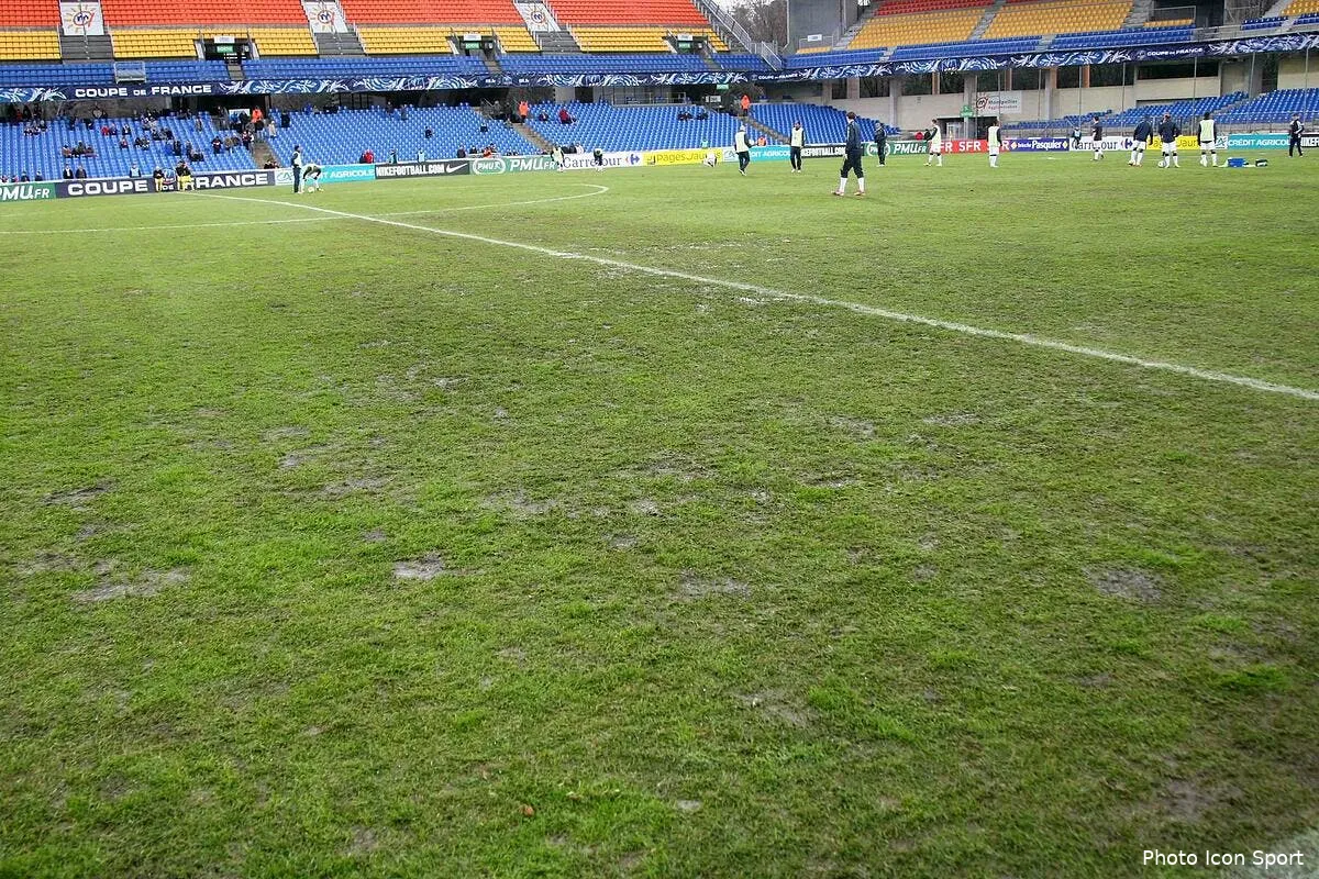 le coup de gueule de barton contre les pelouses de ligue 1 pelouse50569