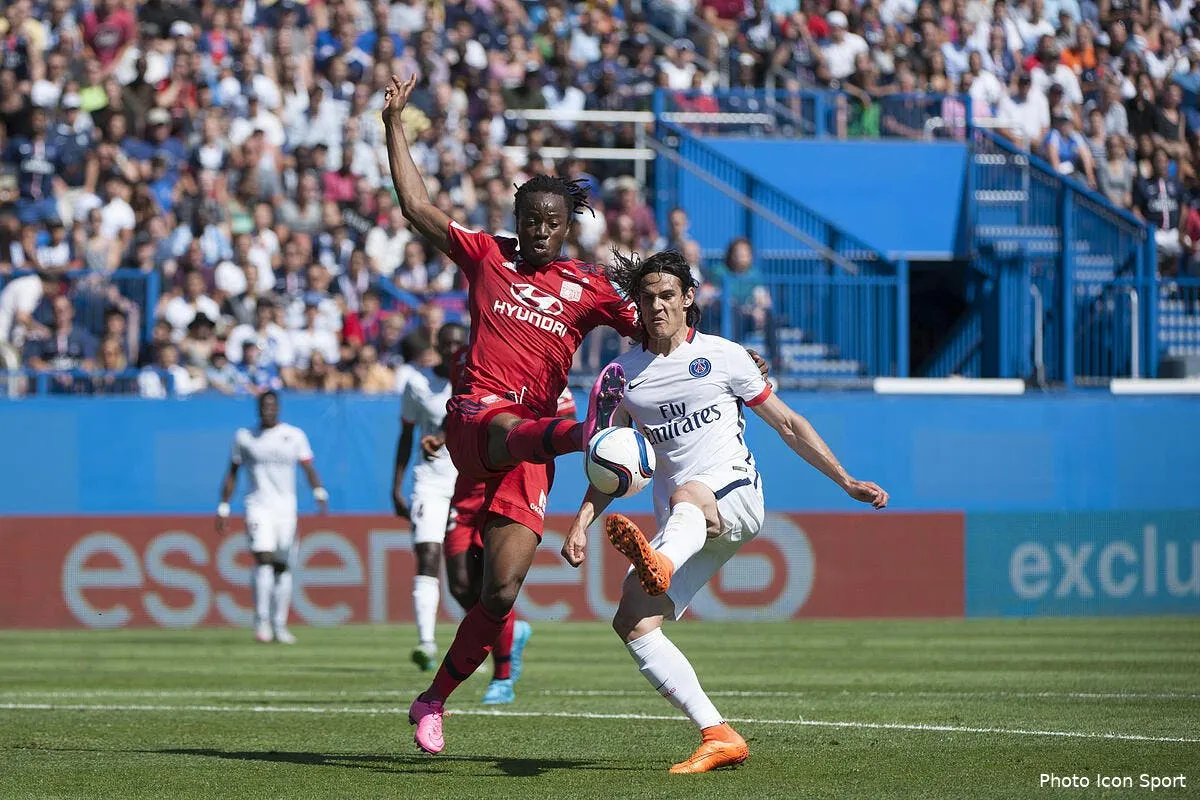 le double depart en defense qui ravirait l ol iconsport leg 010815 01 05119237