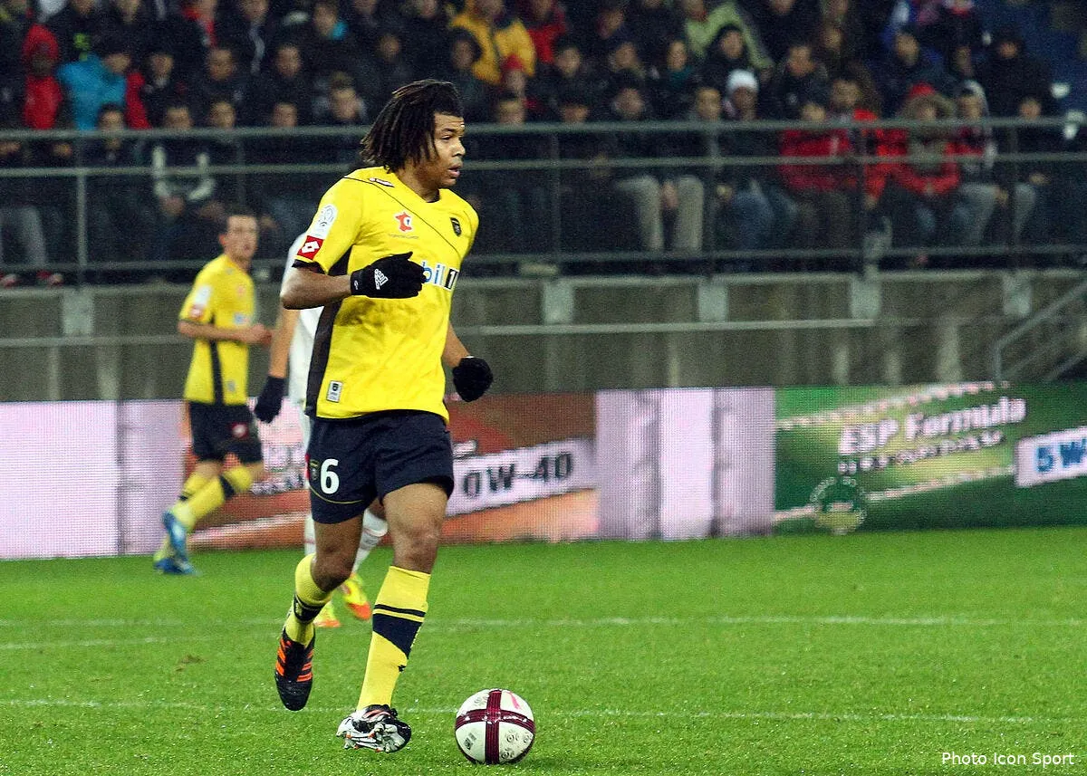 le foot un monde de p selon anin iconsport con 101211 22 1728593