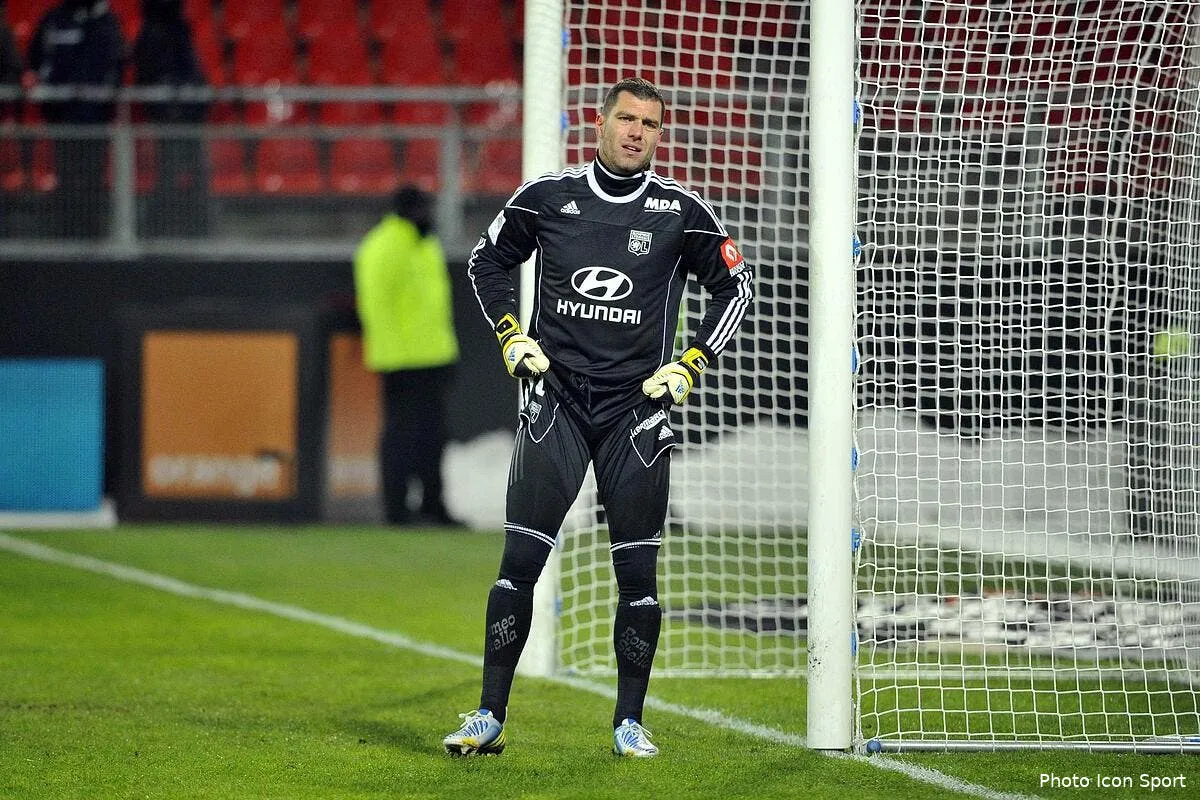 le gardien de l ol plaide non coupable pour le but de lorient iconsport noe 250113 40 5950909