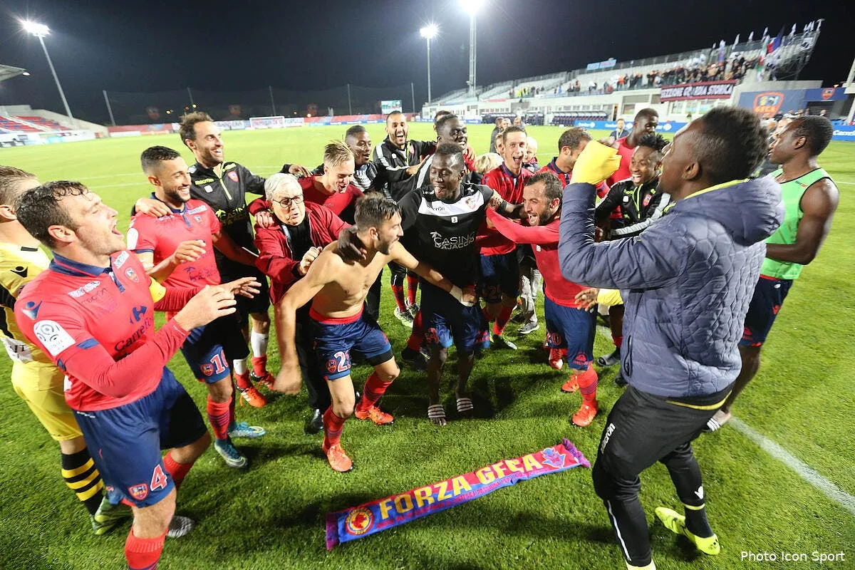 le gazelec ajaccio profite de sa grande premiere iconsport blz 241015 02 03123859