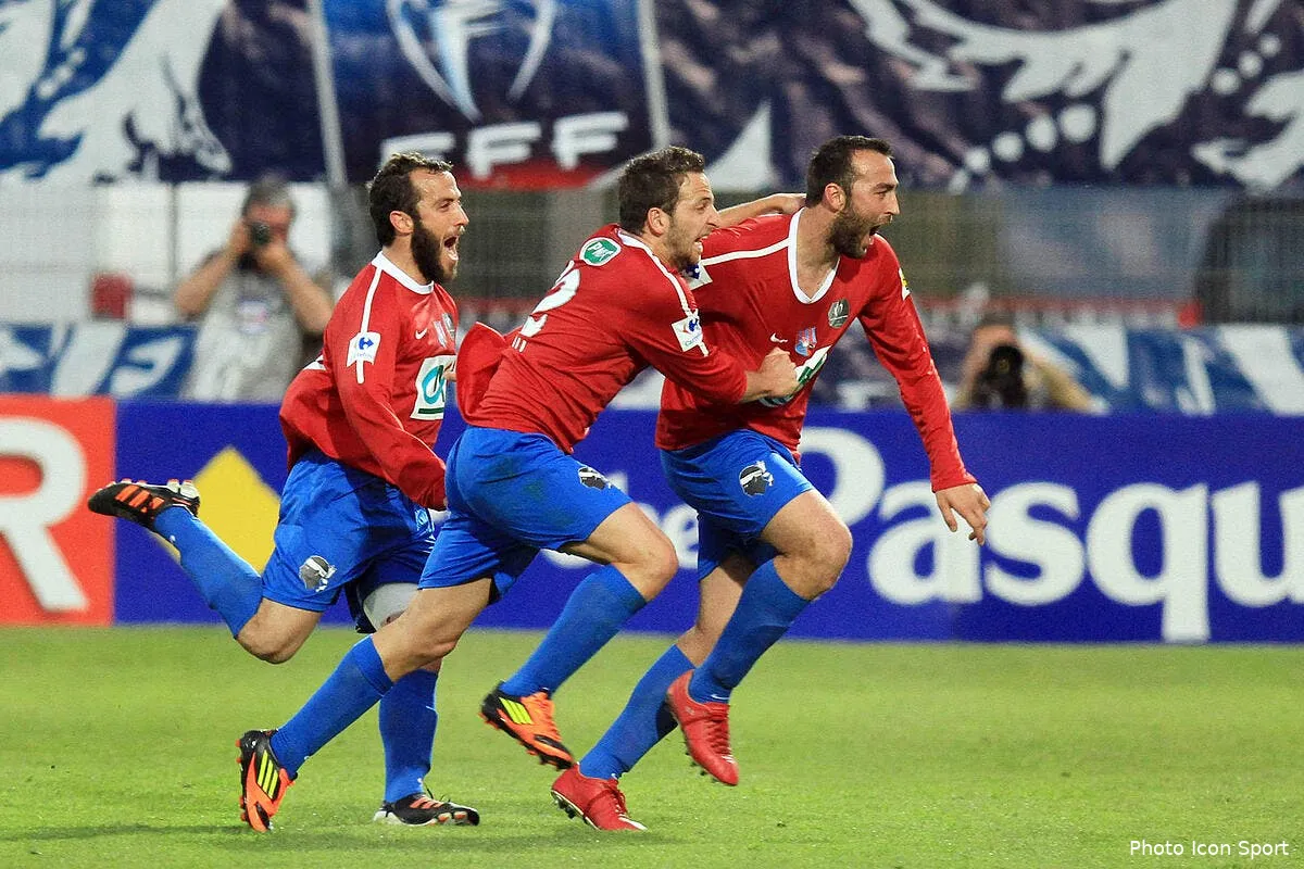 le gfco ajaccio recevra l ol en leader du national iconsport bel 230112 001 1133361