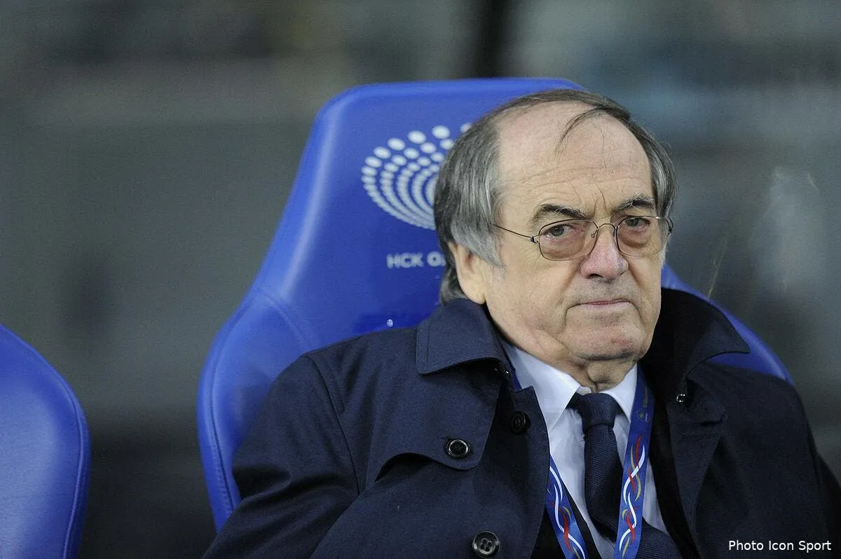 le graet tente encore de vendre ses bleus au public iconsport noe 151113 06 17870035