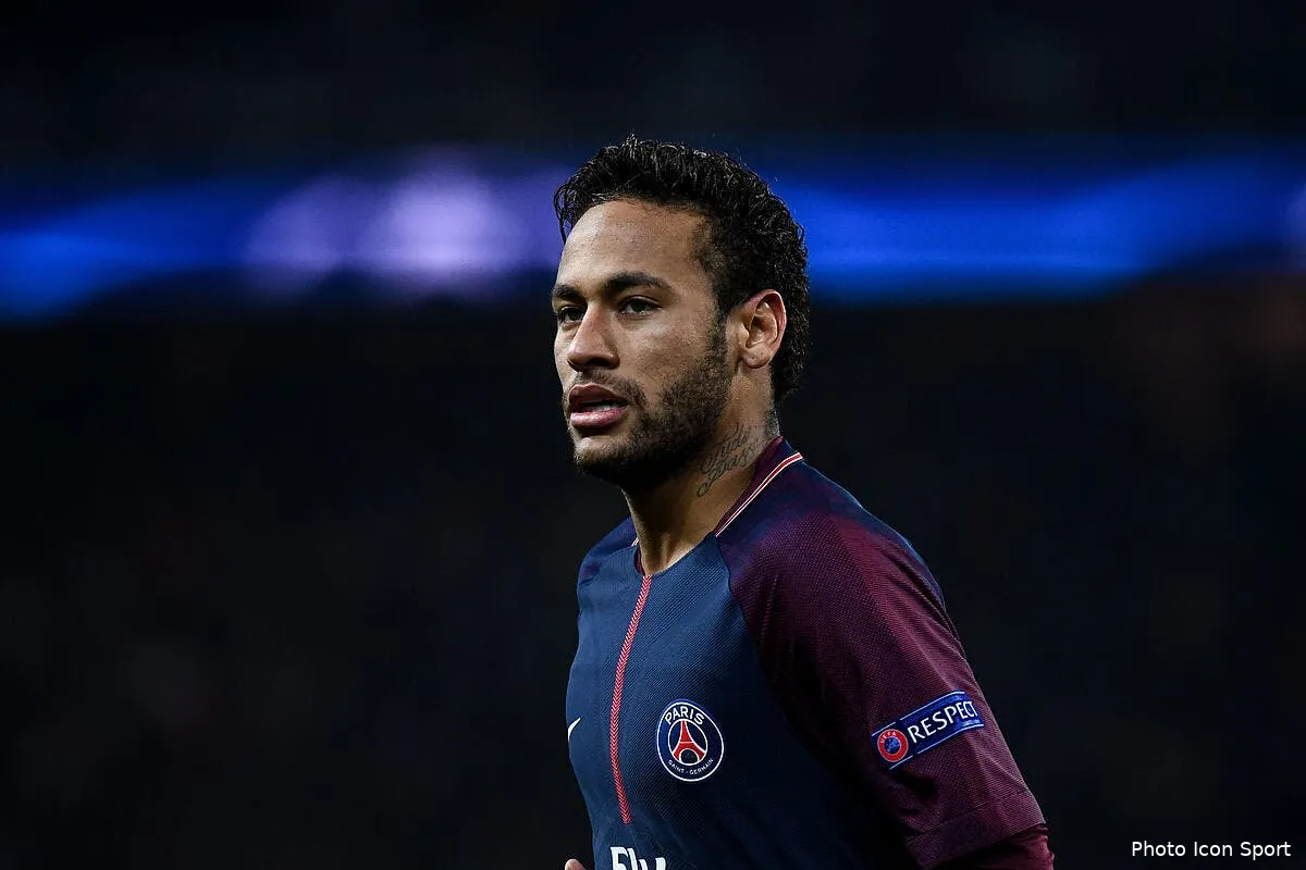le groupe du psg avec neymar contre montpellier neymar 36207923