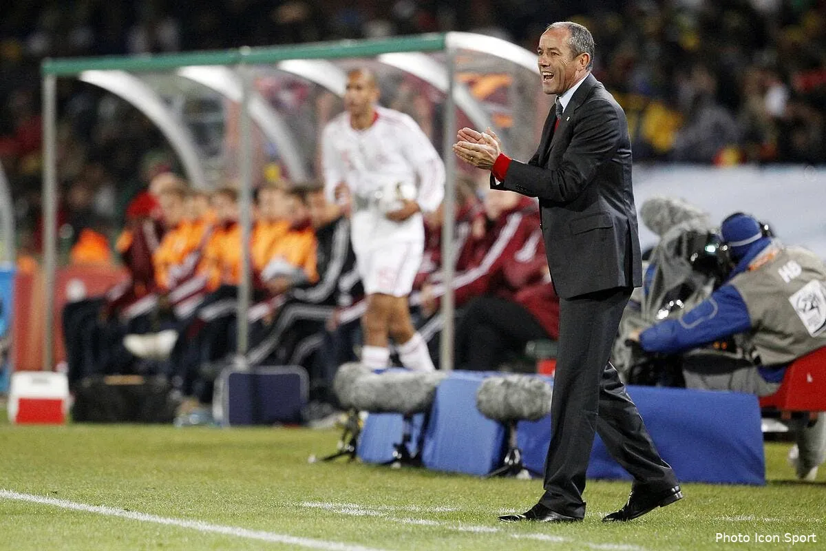 le guen a la tete de l equipe de france apres l euro iconsport apr 190610 47 1530065