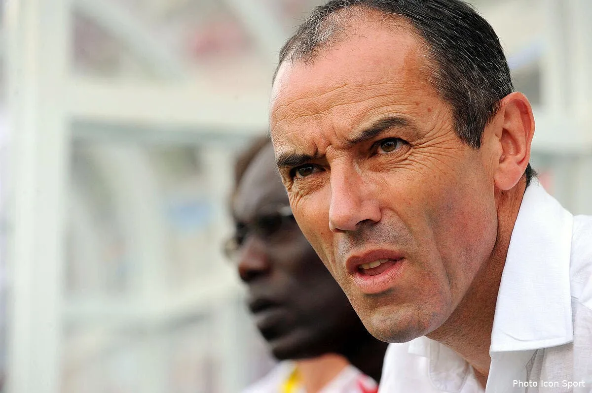 le guen selectionneur de l algerie iconsport lms 250110 101 4420588