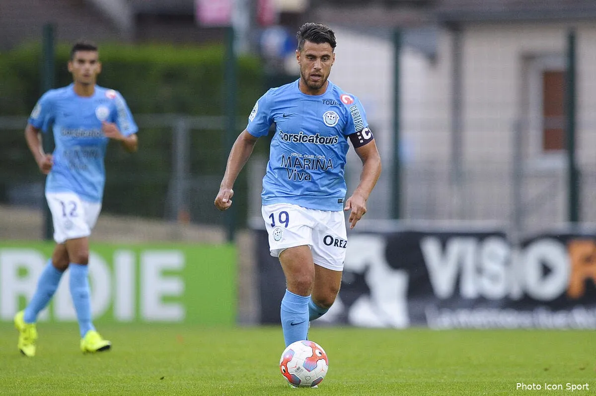 le hasard fait un enorme cadeau a bergougnoux le lyonnais iconsport fer 140815 11 39124677