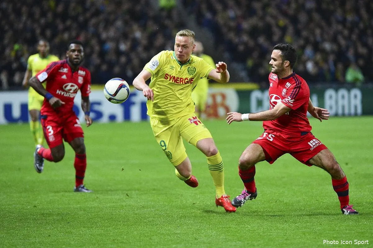 le joueur vedette du mercato de nantes accuse d etre trop gros iconsport win 011215 10 100128671