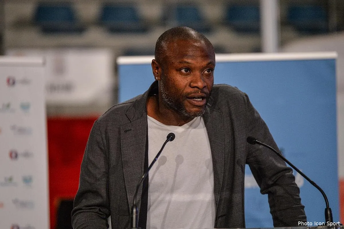 le jour ou nasri et ses potes ont tente de choper gallas gallas161114