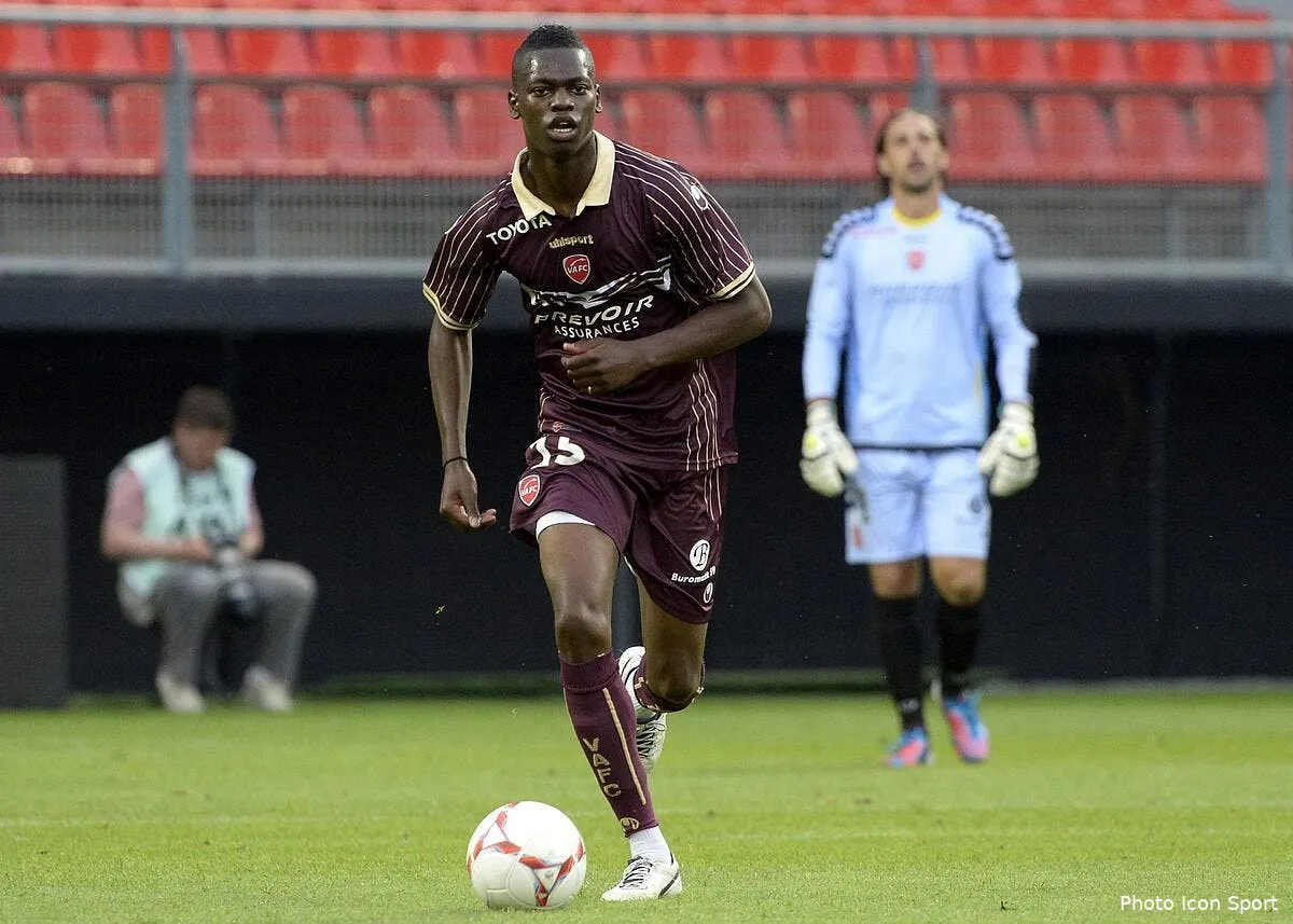 le losc n a pas fini son mercato et prospecte au vafc iconsport por 290712 08 8639380