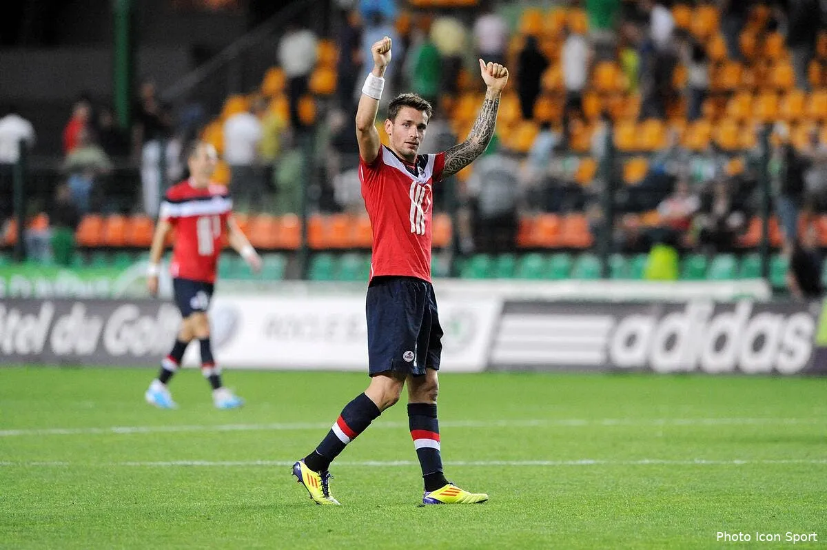 le losc s active deja pour trouver le remplacant de debuchy iconsport jpt 100911 88 8537277