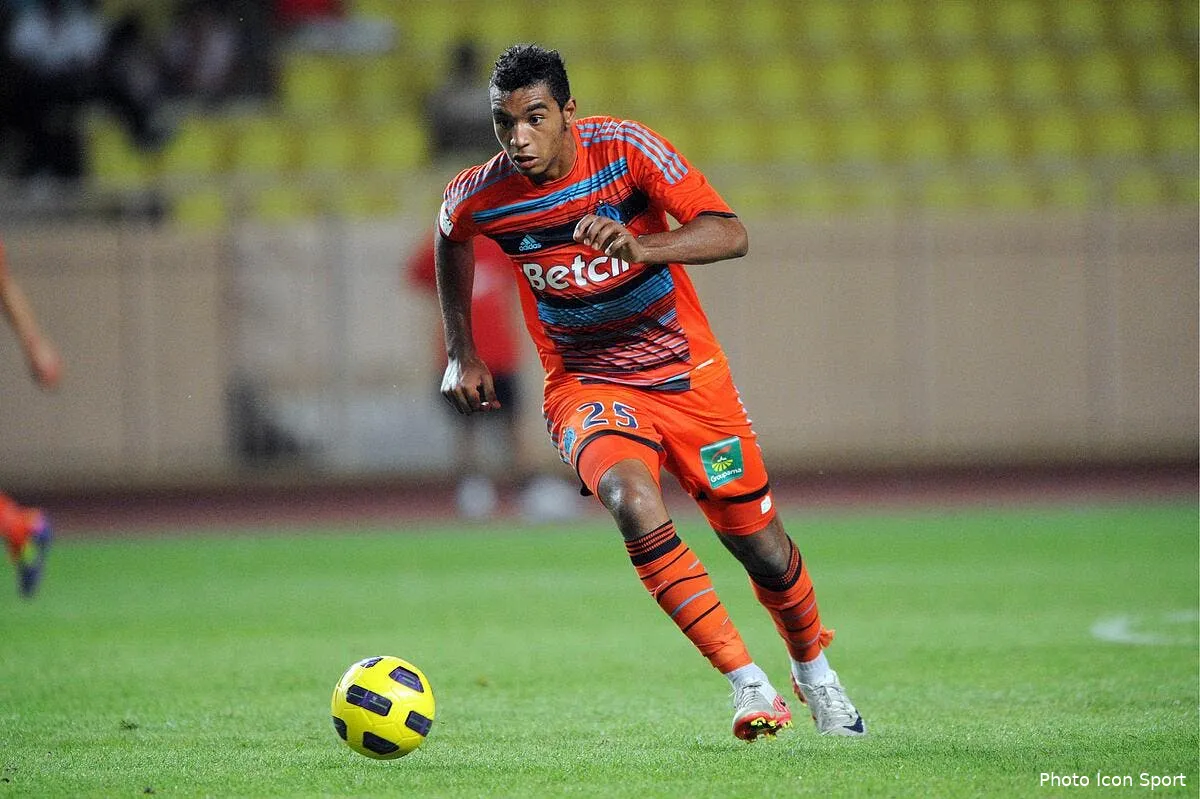 le maillot orange de l om plait au moins aux joueurs iconsport jpt 020811 101 0122800