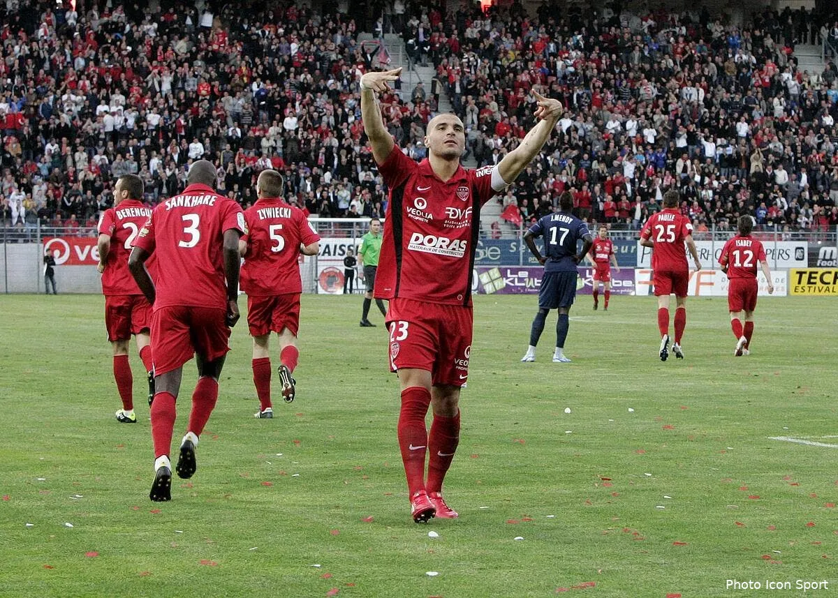 le mans et dijon ne manquent pas la marche iconsport mrv160511 01 0519493