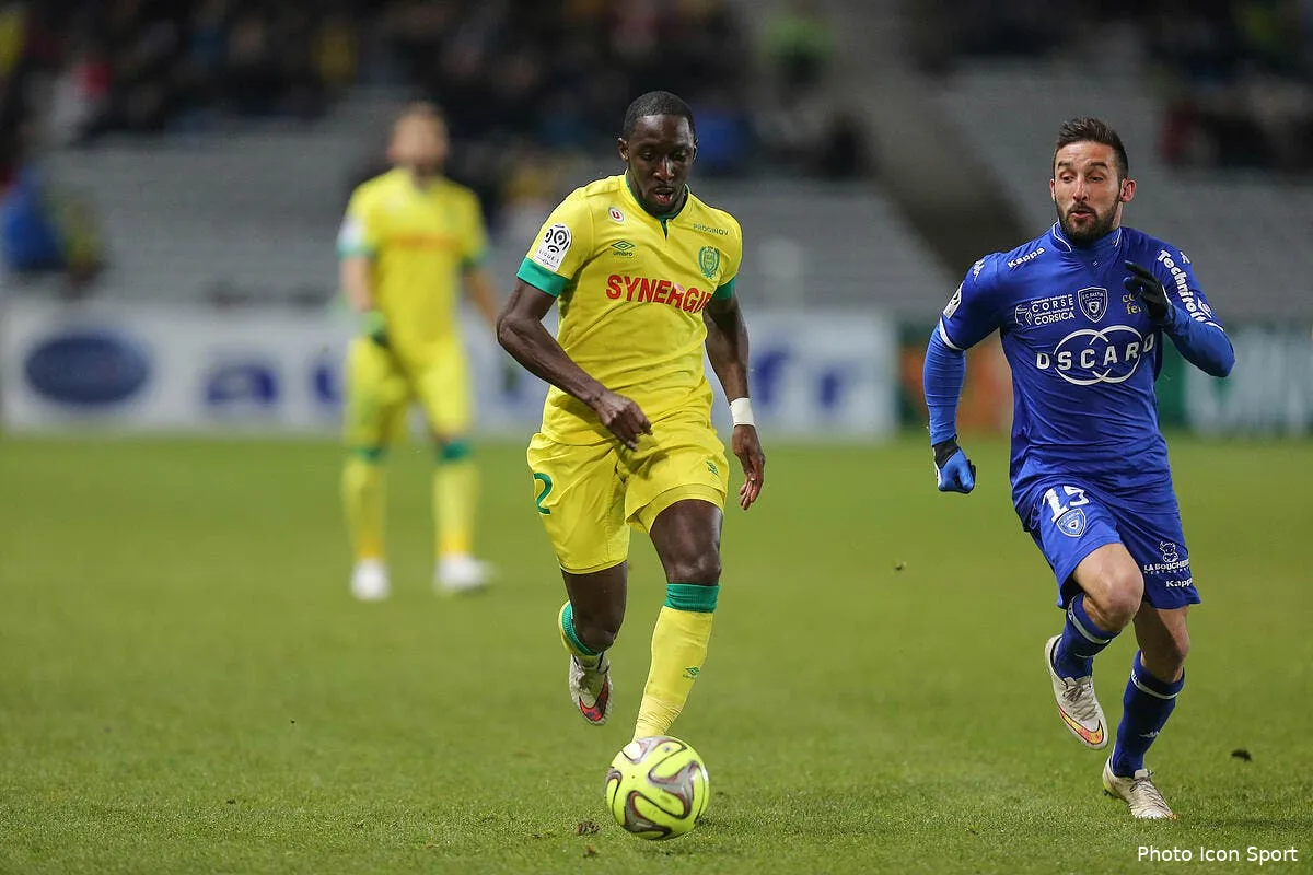 le meilleur arriere droit du monde joue a nantes iconsport vmi 140215 08 56107527