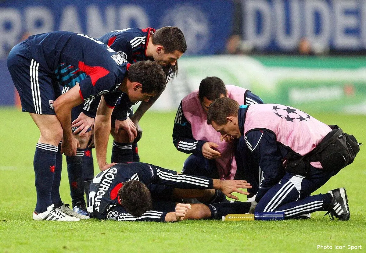 le mercato de l ol est confie au medecin iconsport apr 241110 09 0430284