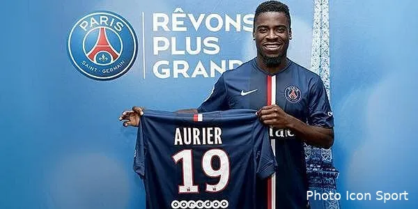 le mondial le psg aurier ne touche plus terre officiel aurier prete avec option d achat au psg btqp4gicmaaf38 8804588051