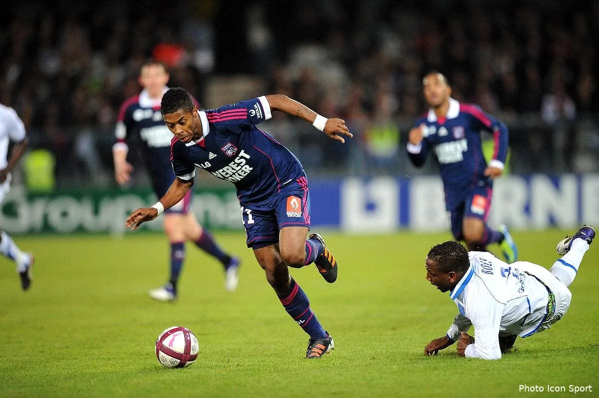 le nouveau bastos est arrive l ol se regale iconsport per 271111 05 2227885