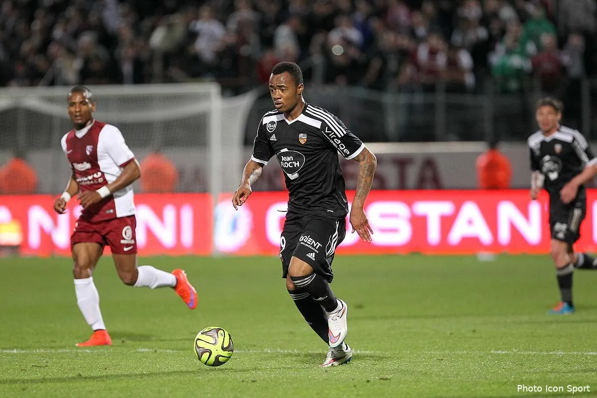 le plaisantin qui ne fait pas sourire lorient iconsport mrv 090515 91 29116065