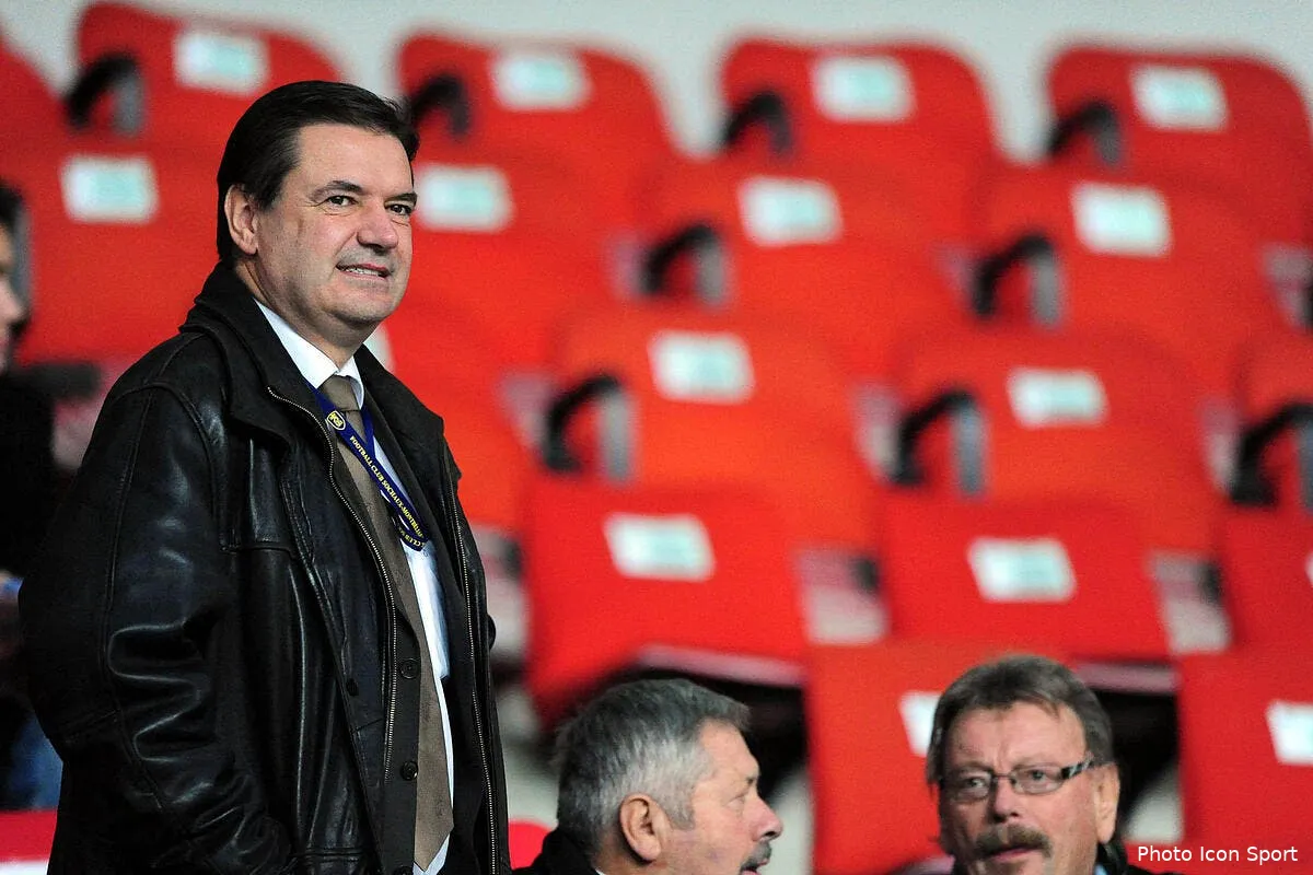 le president de sochaux un incompetent deteste par les joueurs iconsport jptt051209 01 3532038