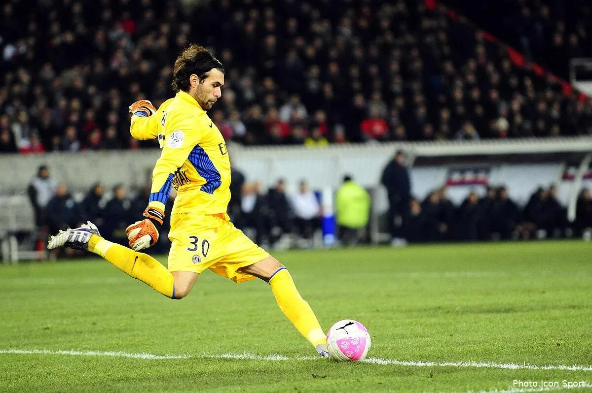 le psg a gagne avec le coeur pour sirigu iconsport noe 190212 68 9133445