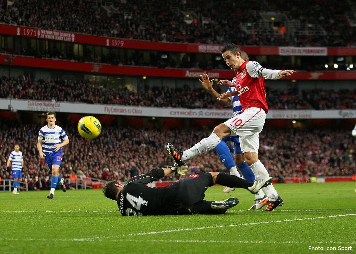 le psg affirme n avoir aucun contact avec van persie iconsport spi 311211 04 0237038