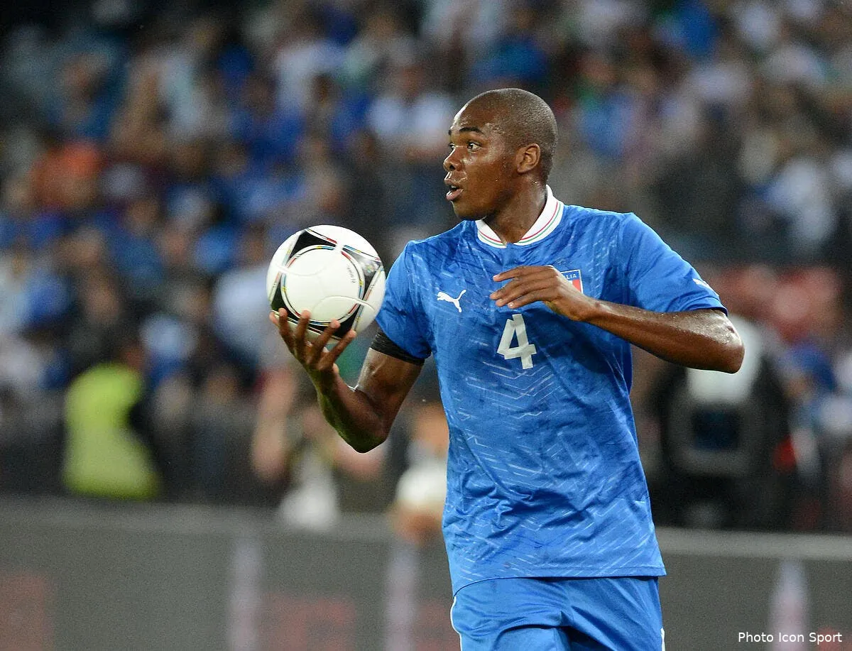 le psg aime toujours les defenseurs de serie a iconsport ipp 010612 44 1548287