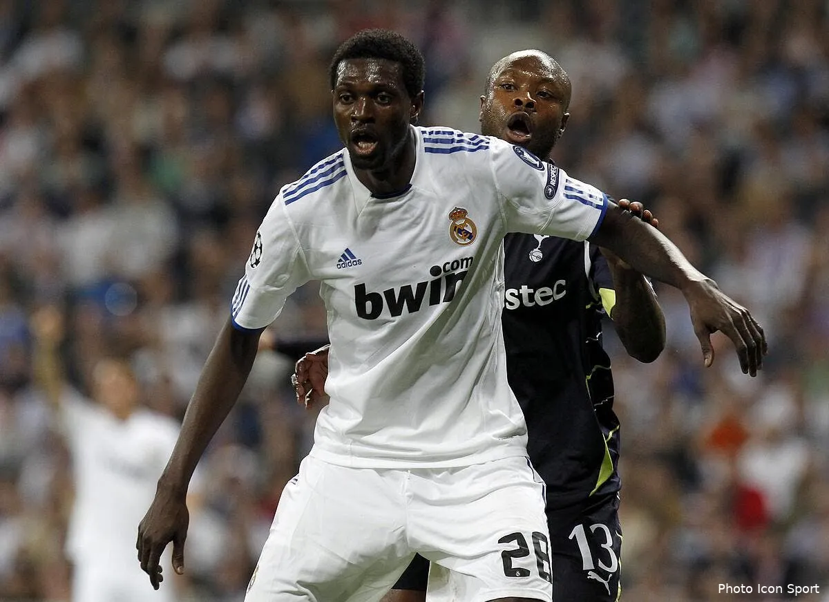 le psg aurait contacte le real madrid pour adebayor iconsport alf 050411 77 7221045