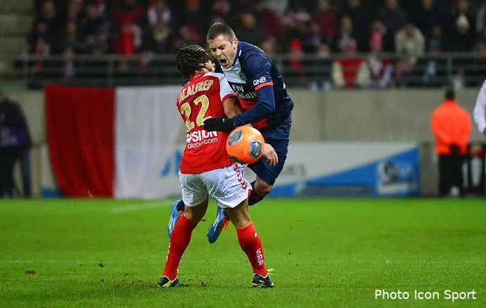 le psg avait retenu la lecon se rejouit sirigu iconsport win 231113 01 0370431