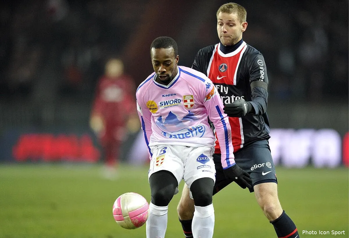 le psg avait tort dans l affaire luyindula estime govou iconsport per 040212 51 06831158