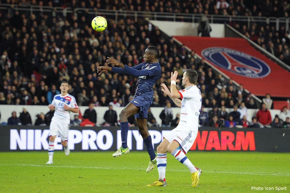 le psg bat lyon et vire en tete iconsport noe 161212 01 0145657