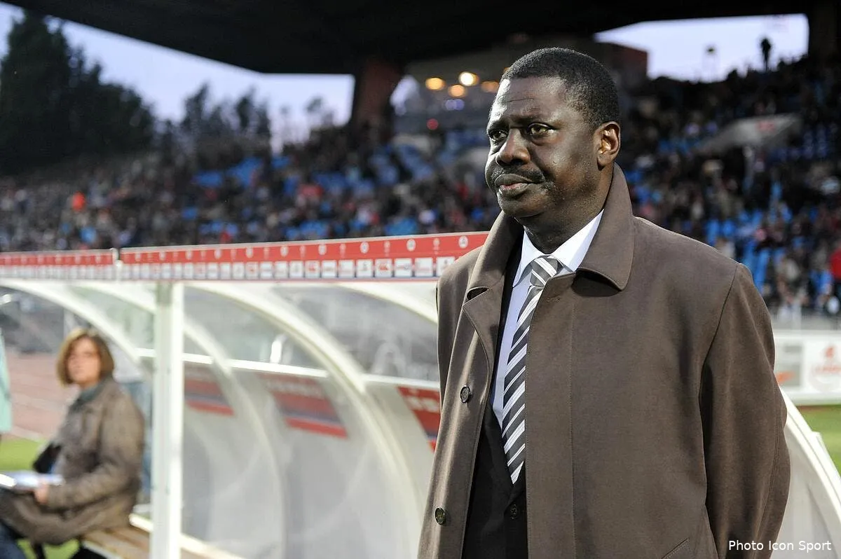 le psg c est le foot que n aime pas l ancien patron de l om iconsport oap 260409 10 8651489