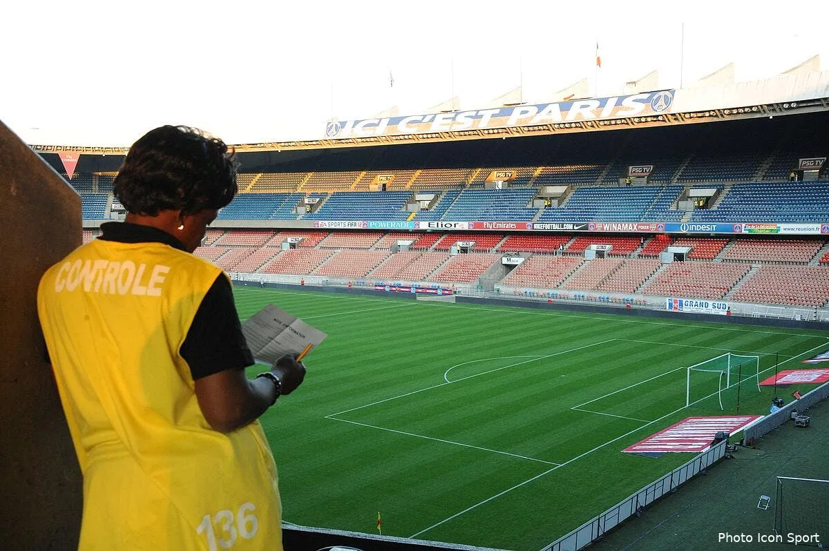 le psg c est le parc des princes et ca le restera iconsport ppp 021011 84 9229922