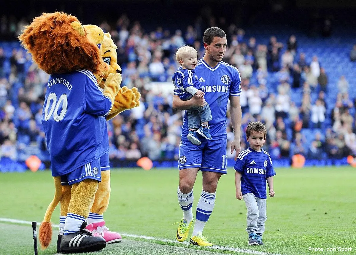 le psg desormais a fond sur le dossier hazard au mercato iconsport bpi 040514 52 1883763