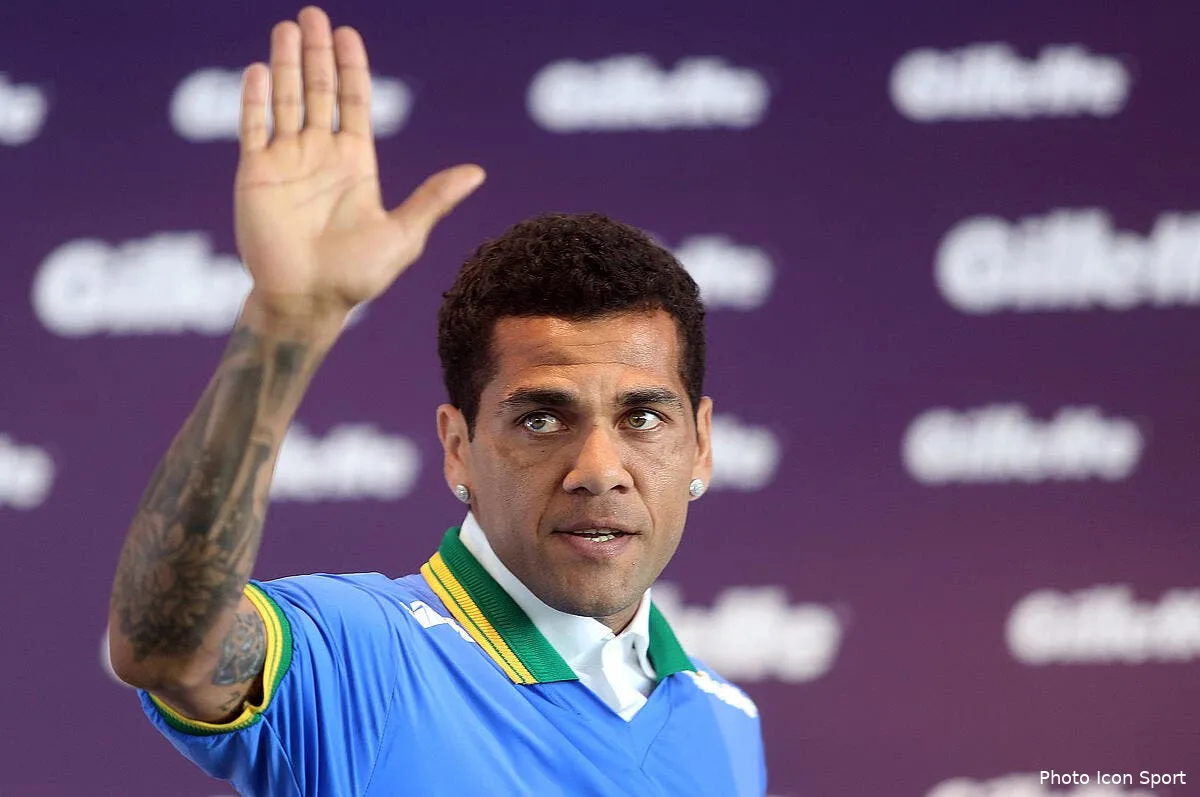 le psg dit non a daniel alves mais a un autre chouchou iconsport pho 210514 09 0185895