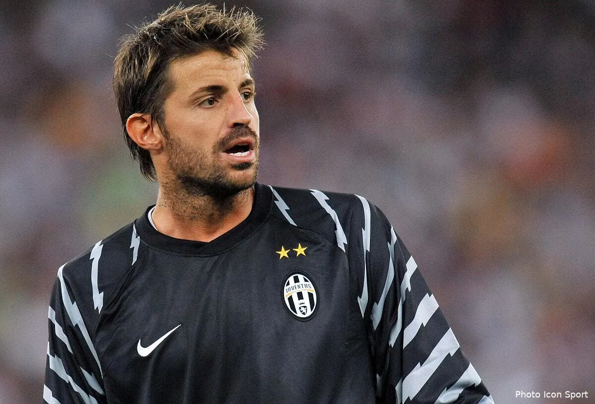 le psg fait face a une juve gourmande pour storari iconsport ipp 130810 74 1122422