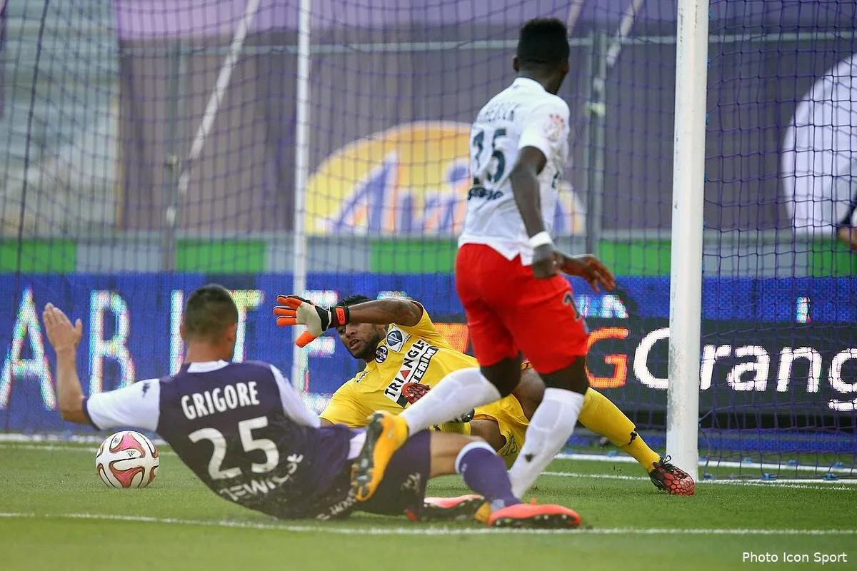 le psg n est pas gueri toulouse se contente d un point bahebeck 293087