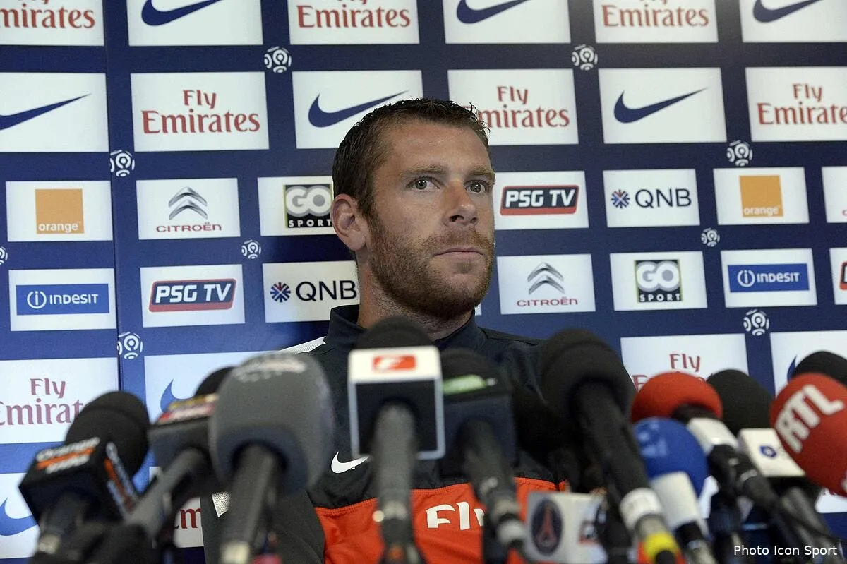 le psg ne sera pas leader en jouant comme ca previent armand iconsport pix 310812 01 0140740