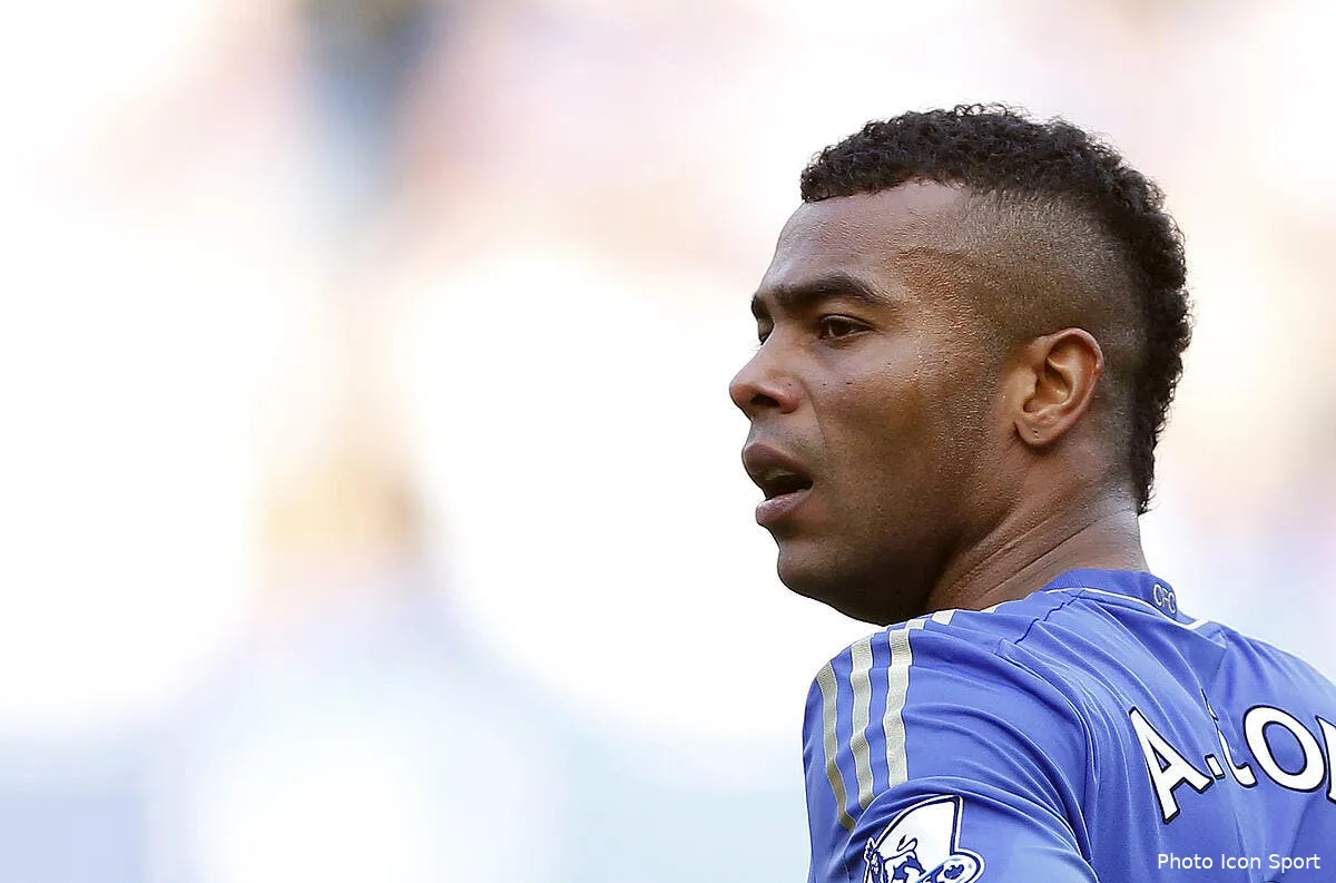 le psg oppose a manchester united dans le dosier ashley cole iconsport spi 220912 08 0741595