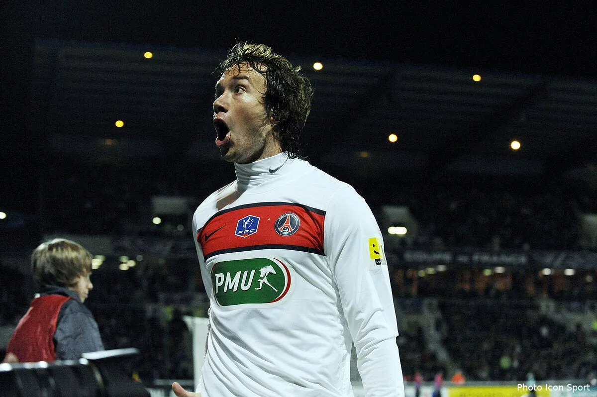 le psg passe de justesse face a locmine iconsport noe 080112 66 1629607