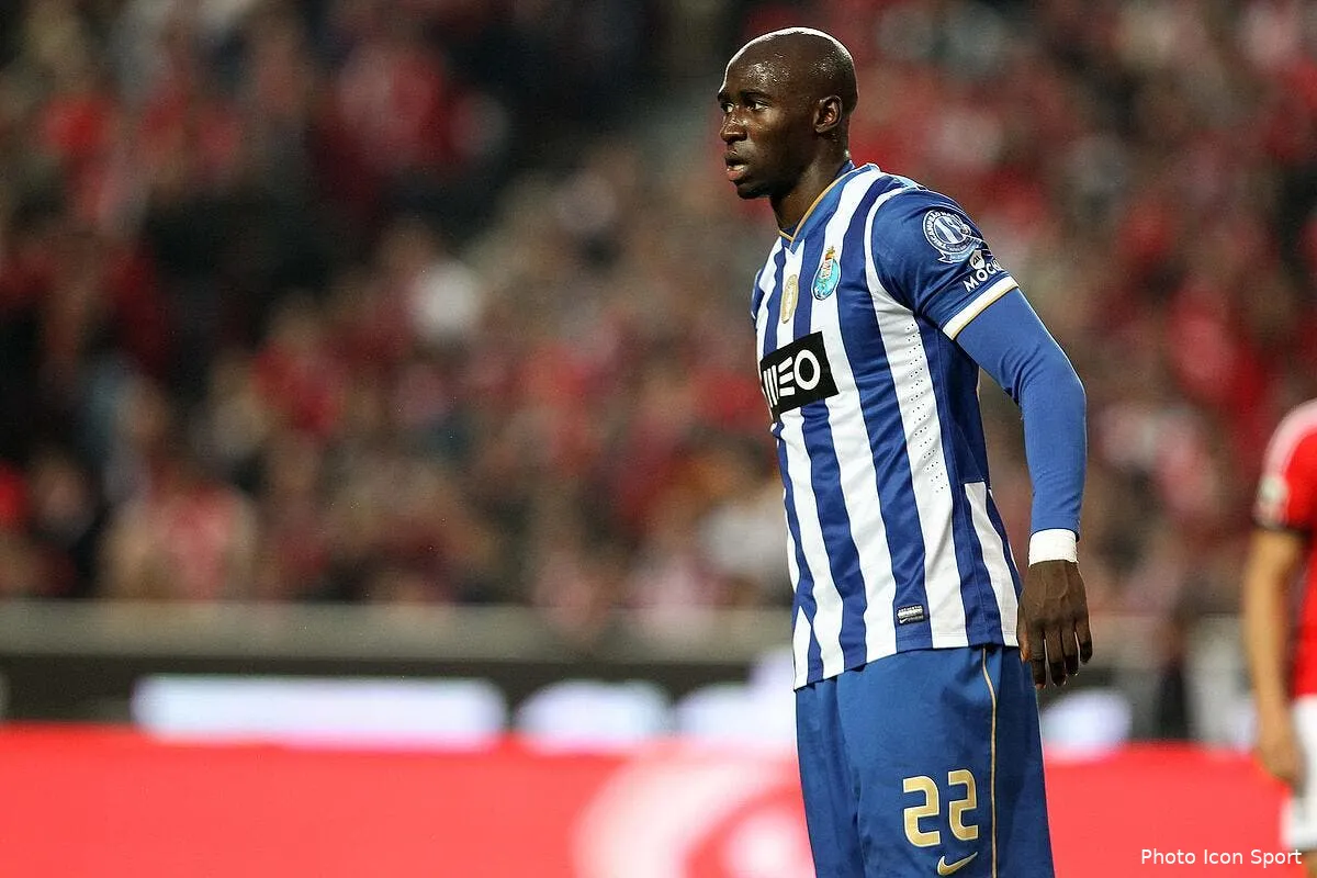 le psg pret a monter tres haut pour mangala iconsport d 120114 01 01 2875301