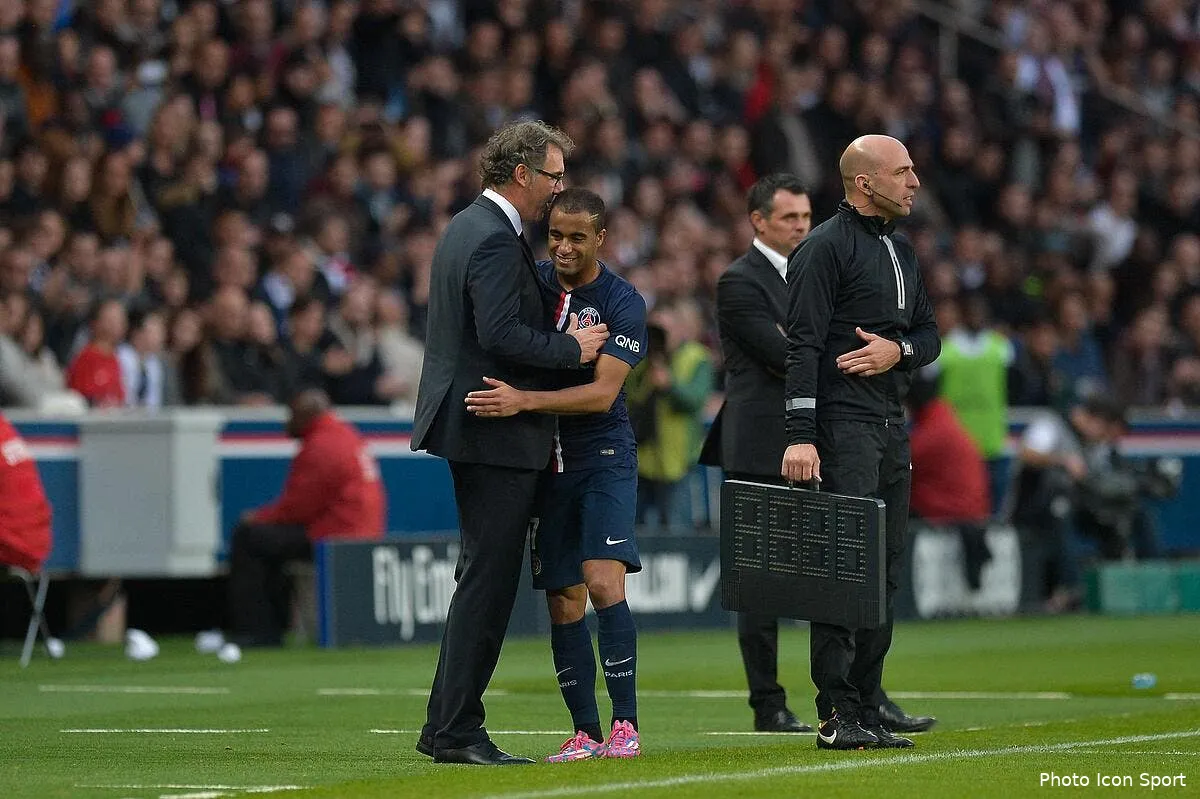 le psg reclame de la clemence pour le niveau de lucas lucas blanc116713