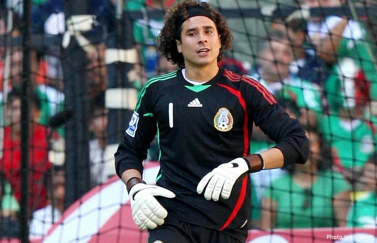 le psg revient a la charge pour ochoa iconsport ppg 040110 22 02 121184